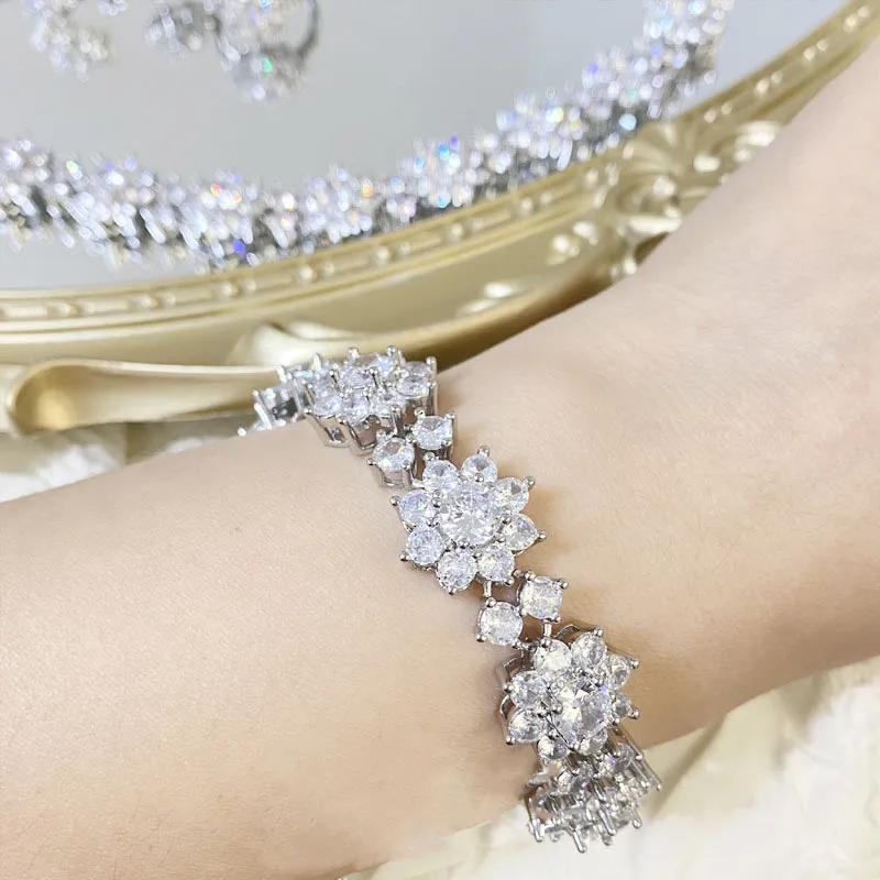 Link Bracelets White Zircon Suower For Women Jewelry Accessories Elegant Korean Fashion Vintage Wedding Bridesmaid Gift_ipsvogv.com