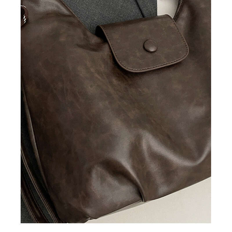 Schulterhandtasche mit großer Kapazität, Pendlerdesign, Nischen-Leichtgewicht-Reiserucksäcke für Damen_voghion.com