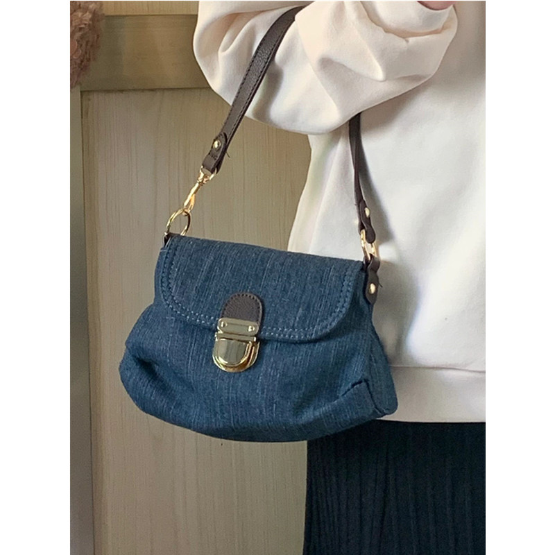 Sac à bandoulière diagonale pour femmes, nouvelle collection 2024, avec boucle de verrouillage sous les bras, de haute qualité, tendance et polyvalent, Cowboy_voghion.com