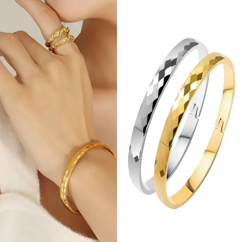 HBP High Quality Single Bangle Sier Cuff Hard Jewelry Elegant Gold Nomination Lock Lovers Womens Ladies Charm Designer_voghion.com