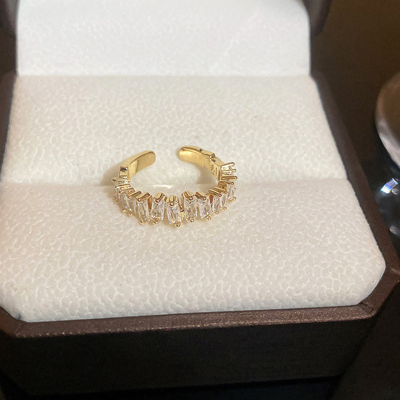 Real Gold Electroplated Zircon Heart Opening from South Korea Irregular Pearl Index Finger Ring Fashion and Elegant_voghion.com