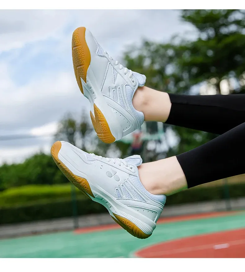 womens breathable volleyball Mens badminton shoes indoor athletic training sneakers tennis couple_voghion.com