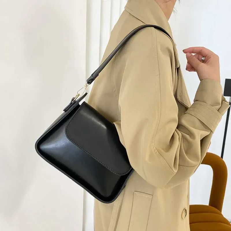 Stylish Women's Small Crossbody Shoulder Bag And Handbag Set_voghion.com