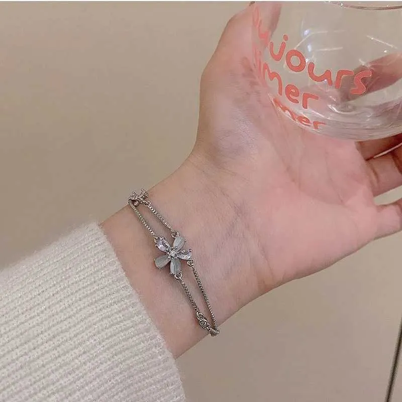 Bracciale con charms in zirconia cubica da donna doppio strato_voghion.com