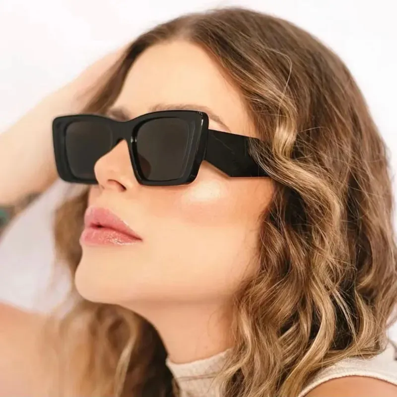 Sonnenbrille 2024 Fashion Square Frau Vintage Cat Eye Design Sonnenbrille Weiblich Männlich Persönlichkeit Cool Retro Black Cateye_voghion.com