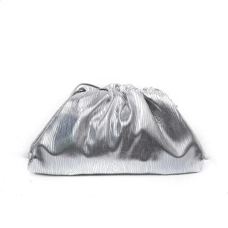 Moteriška madinga vintažinė Cloud Bag krepšys, austas per petį 240828_voghion.com
