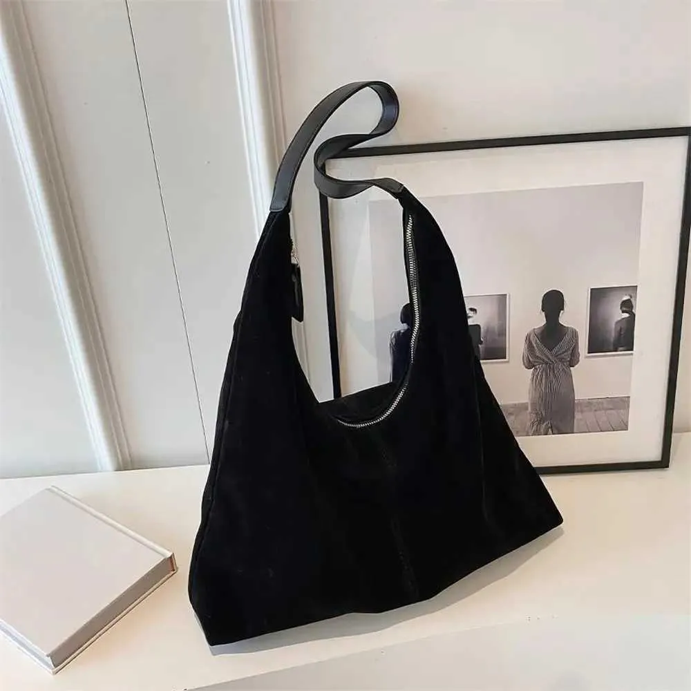 Borse autunnali Borse in pelle scamosciata marrone per donna Borsa a tracolla grande con cerniera SlouchyC241031_voghion.com