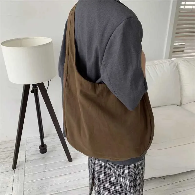 Grande borsa a tracolla retro in tela per donna stile hobo_voghion.com