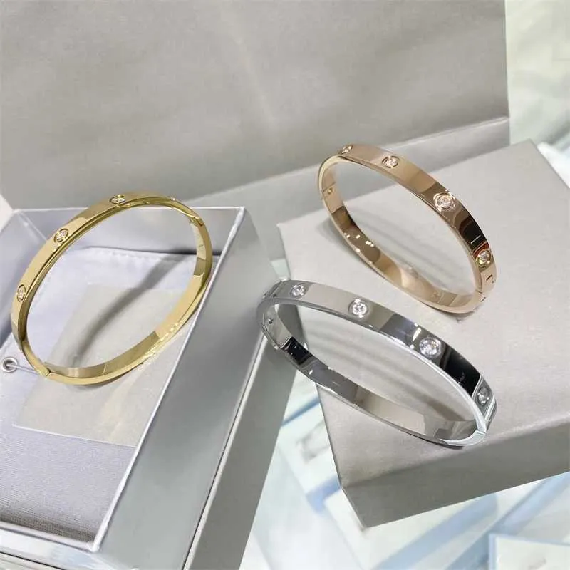 Classic Zircon Charm Bangle Bracelet For Couples Stainless Steel_voghion.com