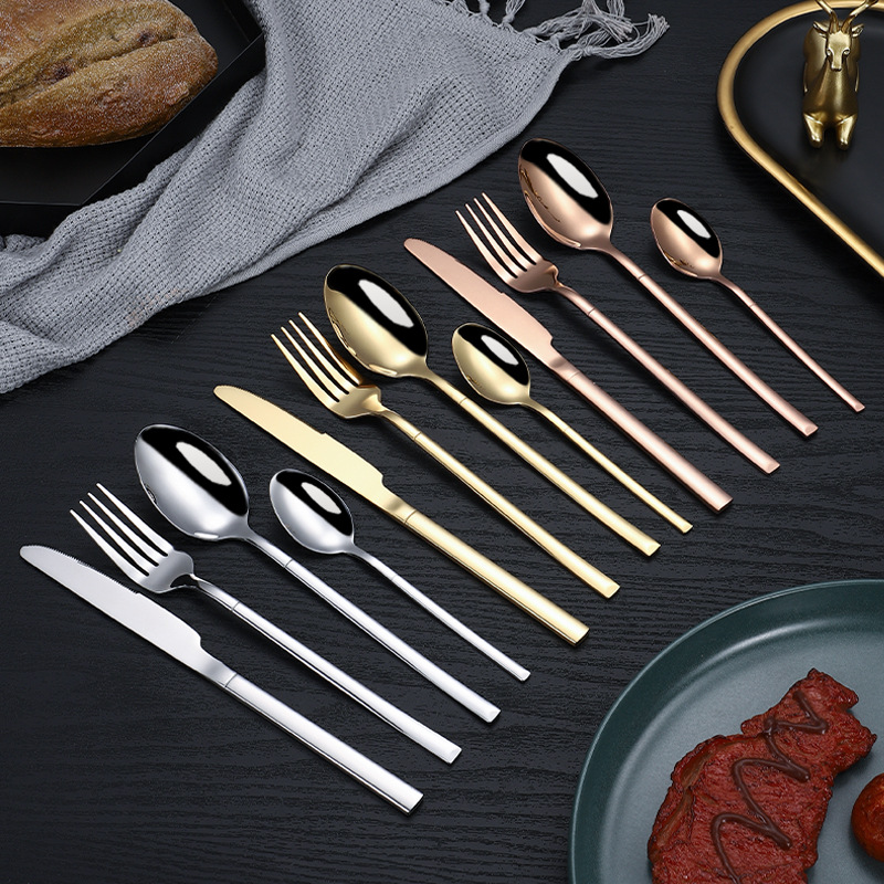 24 of stainless steel tablew, steak knives, forks, spoons, 4 main pieces set, knight Western style gold-plated_voghion.com