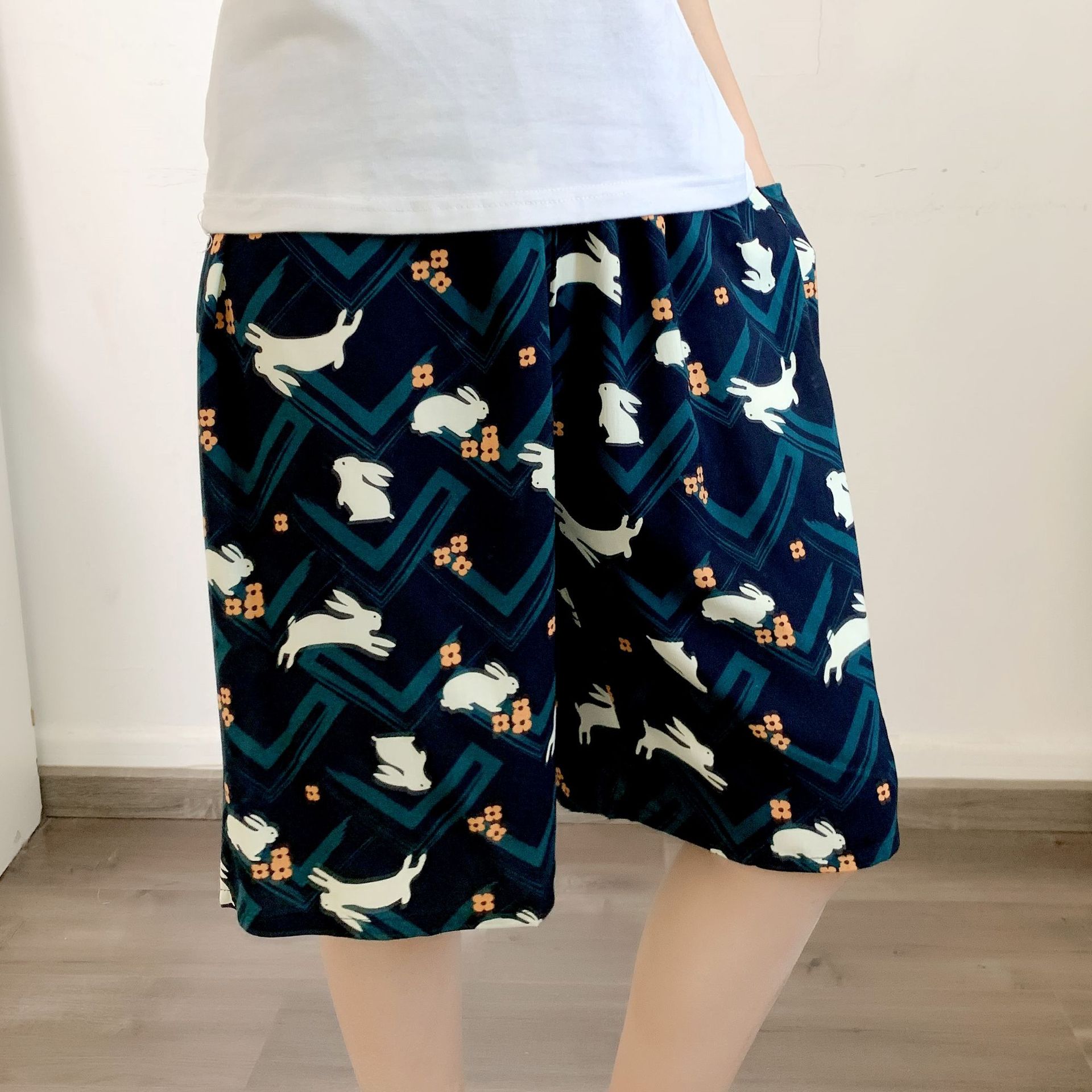 Men's Sleep Cotton pajama pants Thin rayon shorts Baggy plus quarter pants beach pants_voghion.com
