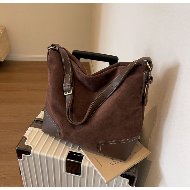 Suede Shoulder Bag For Women Large Capacity Trendy Tote Bucket Bag_voghion.com