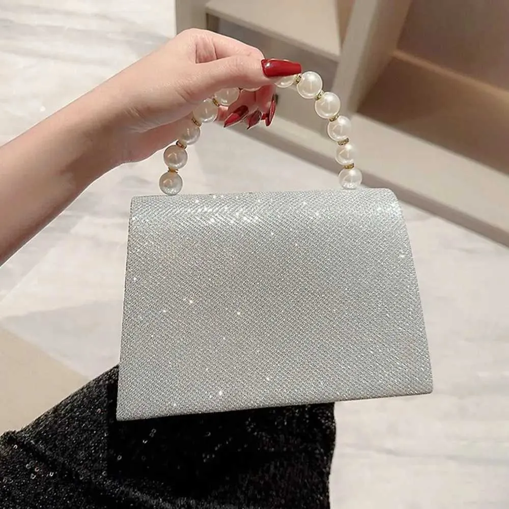 Sacs à bandoulière en chaîne de perles Sac à main Sac de soirée en soie brillante dorée Femmes Élégant Mode Banquet Pochette Femme Handba241108_voghion.com