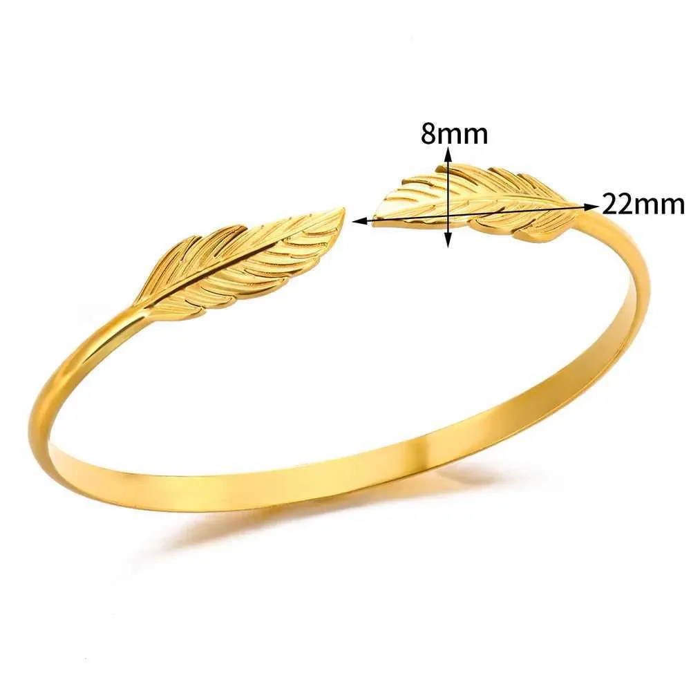 Bracelet breloque plume en acier inoxydable doré style vintage_voghion.com