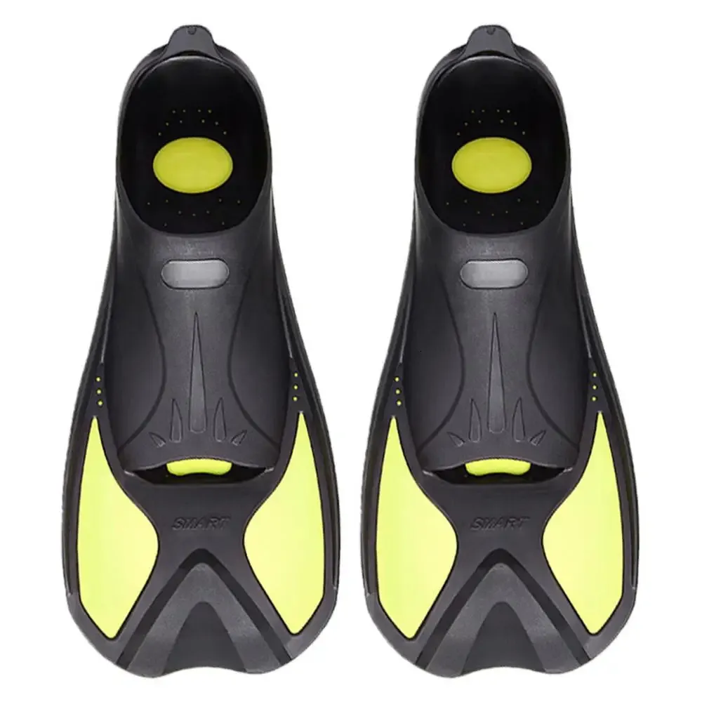 Draagbare snorkelvinnen Scuba Flippers Antislip duikvin Volledige voet zwemvliezen Beginnerszwemuitrusting 240615_voghion.com