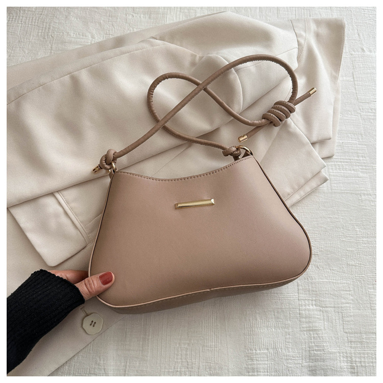 Popular Small Bag Women's Bag 2024 Spring New Versatile Small Square Bag Fashion Candy Color Single Shoulder Underarm Bag_voghion.com