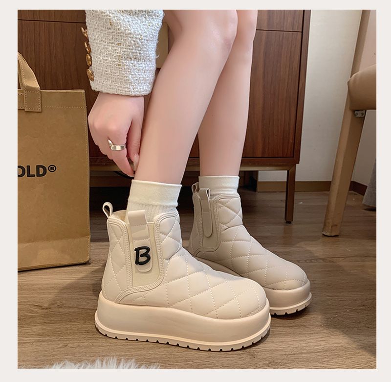 Damen Schnee Winter 2024 neue Baumwolle mit Veet verdickte Oberbekleidung Schuhe kalte und rutschfeste Stiefel_voghion.com