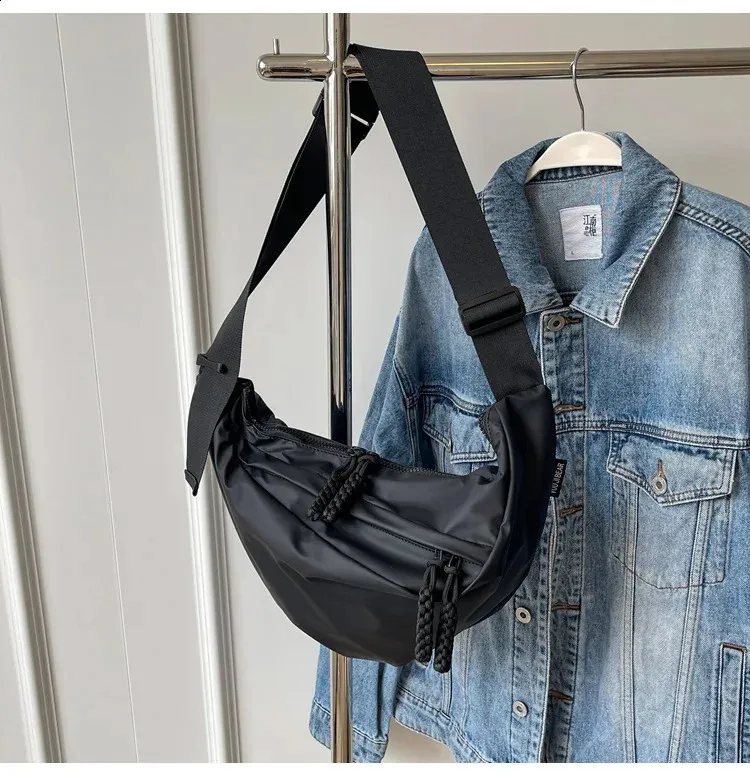 Borsa a tracolla in nylon alla moda, stile punk, tinta unita, grande capacità, multistrato, versatile, con arricciatura_voghion.com