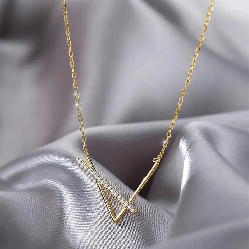 Collier minimaliste géométrique en zircon pour femme, chaîne de clavicule créative, classique, élégante et douce, pour mariage_voghion.com