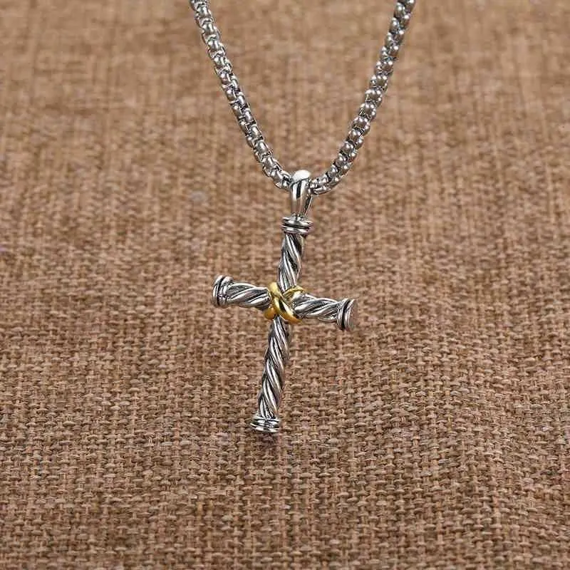 Twisted Cross Pendant Necklace For Women And Men Diamond Style_voghion.com