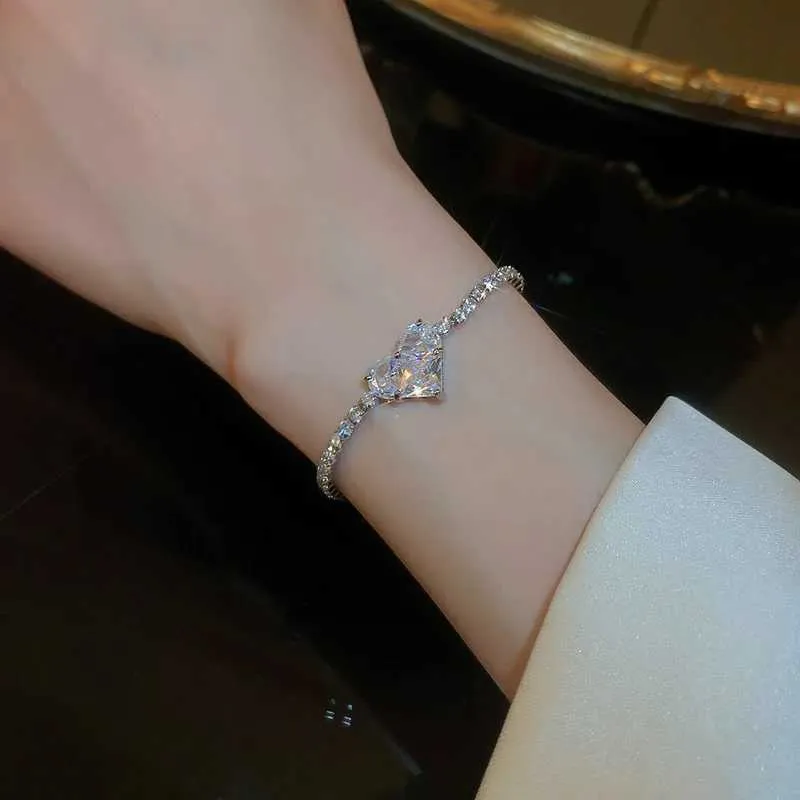 Bracciale con strass e cristallo rosa placcato oro per donna_voghion.com
