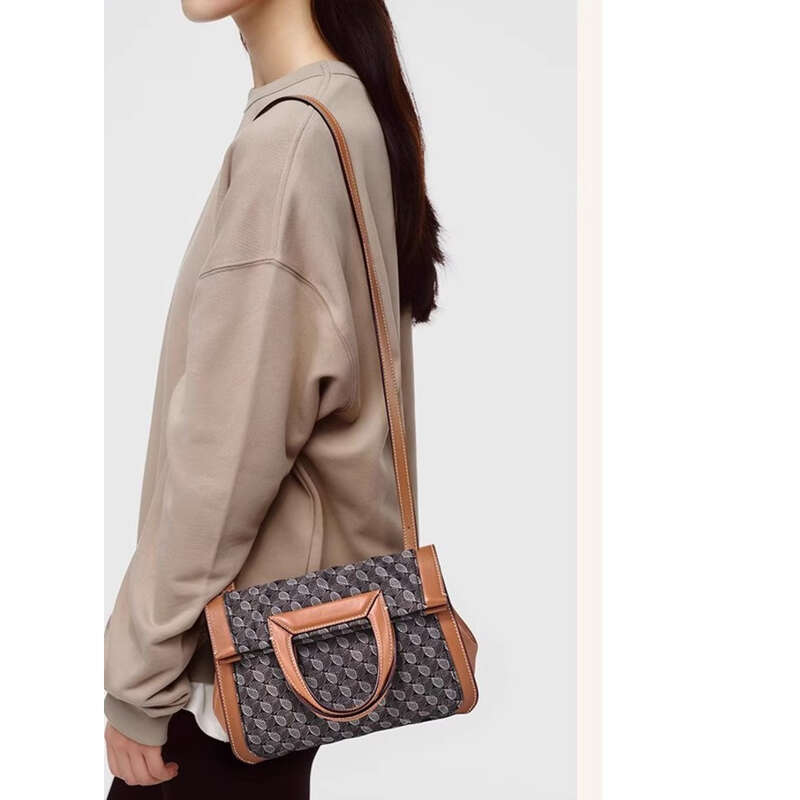 Borsa a tracolla grande, neutra, tote bag da donna_voghion.com