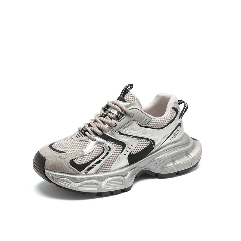 Papà per le donne nella primavera del 2024, suole spesse versatili, famose su Internet, super popolari, piedi in mostra,_voghion.com