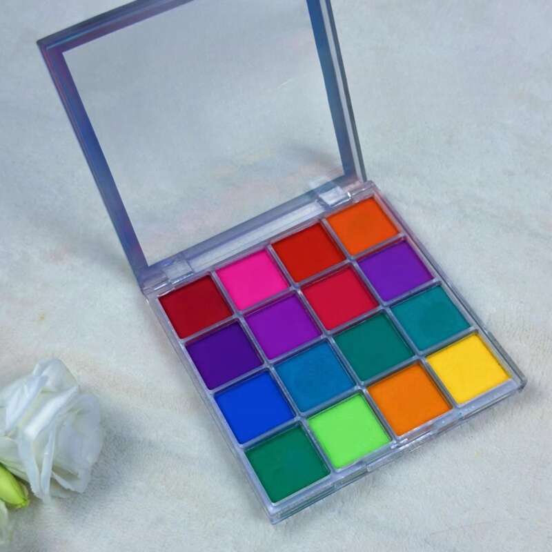 Sombra de ojos nude mate perlado arcoíris de 16 colores Luscious_voghion.com