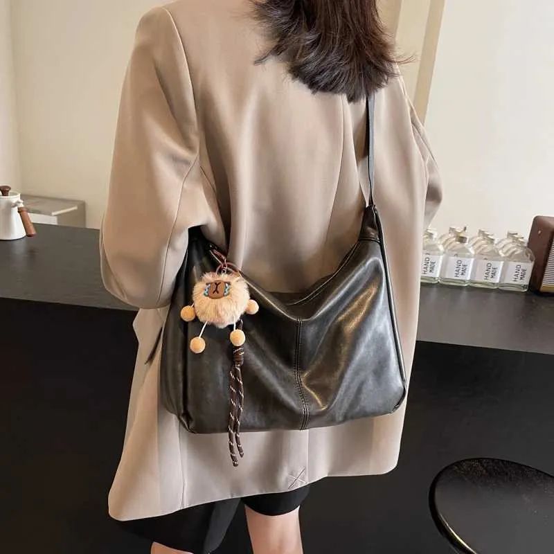 Borsa a tracolla donna e borsa a spalla elegante per autunno_voghion.com
