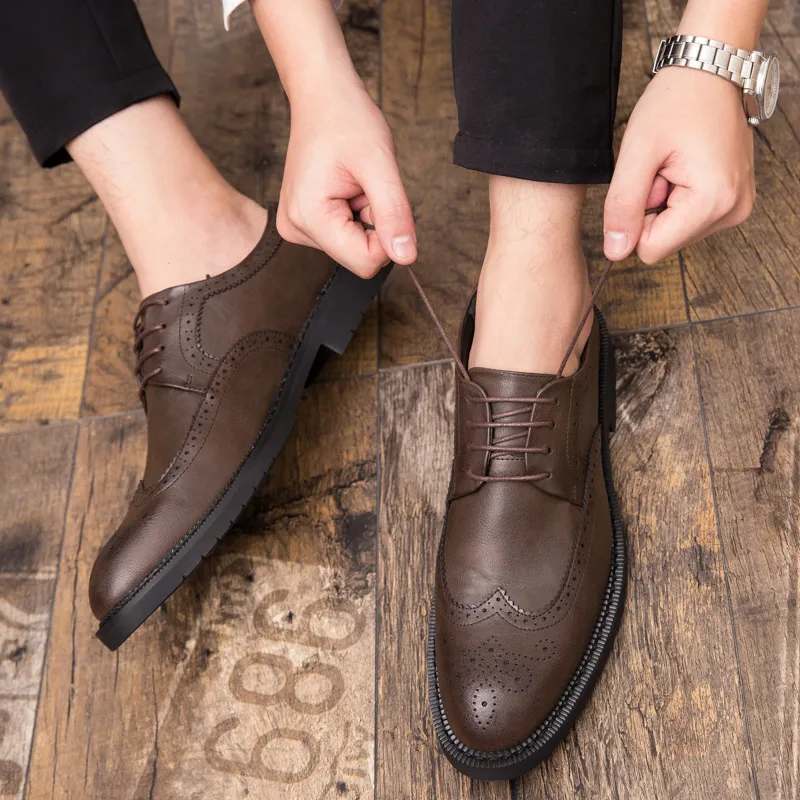 Sapatos Oxford masculinos estilo brogue para balada, negócios, traje formal italiano, moda casual, em couro, novos modelos para homens, ideais para casamentos e festas._voghion.com
