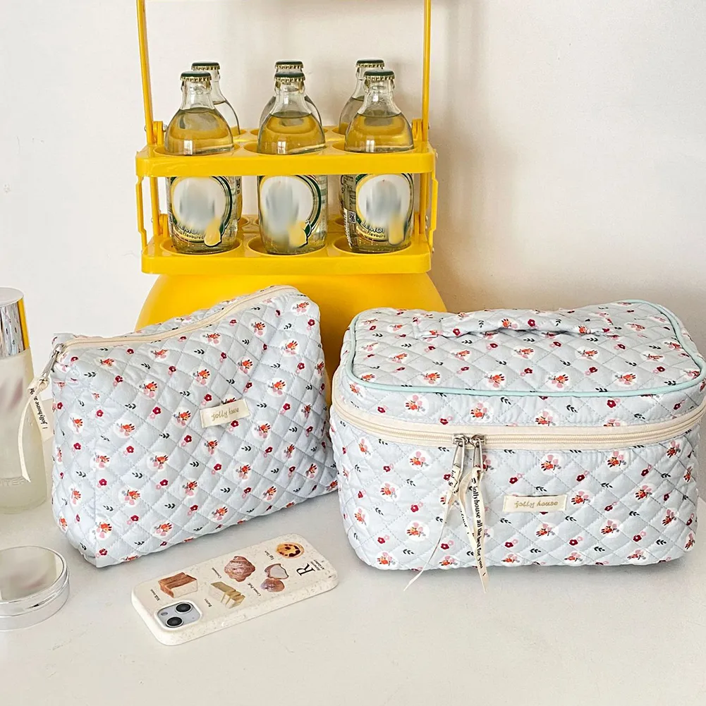 Cosmetic Bag Large Capacity Cute Print Make Up Pouch Portable Casual Multi-function Quilted Rhombus Fashion For Weekend_voghion.com