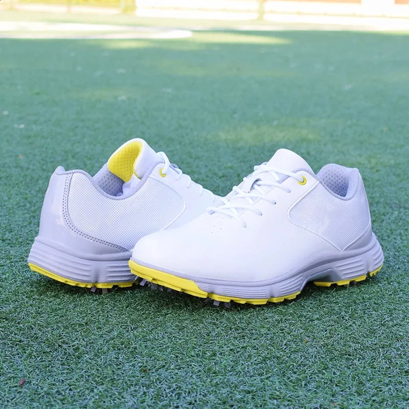 Professionelle wasserdichte Spikes Sneakers Schwarz Weiß Herren Trainer Große Größe Golfschuhe für Männer_voghion.com