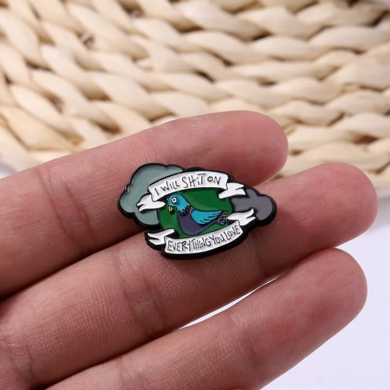 Spilla smaltata a forma di piccione, spilla a forma di animale, distintivo in metallo, zaino, bavero, vestiti, gioielli, accessori, regali all'ingrosso per gli amici_voghion.com
