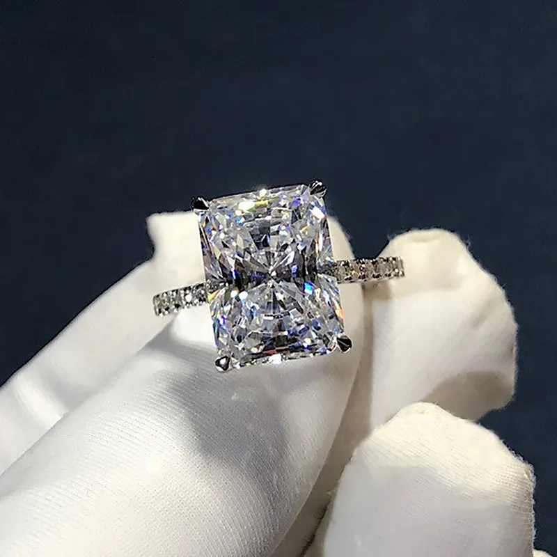 Radiant Cut 3ct Lab Diamant Ring Sterling Sier Bijou Verlobungsring fir Fraen Brautparty Bijouen_voghion.com