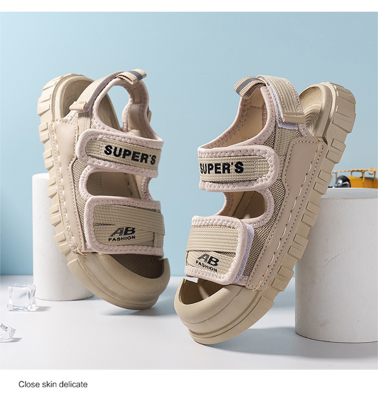 Sandales pour garçons 2024 Été Nouvelles chaussures de plage antidérapantes pour enfants moyennes et grandes filles Baotou_voghion.com