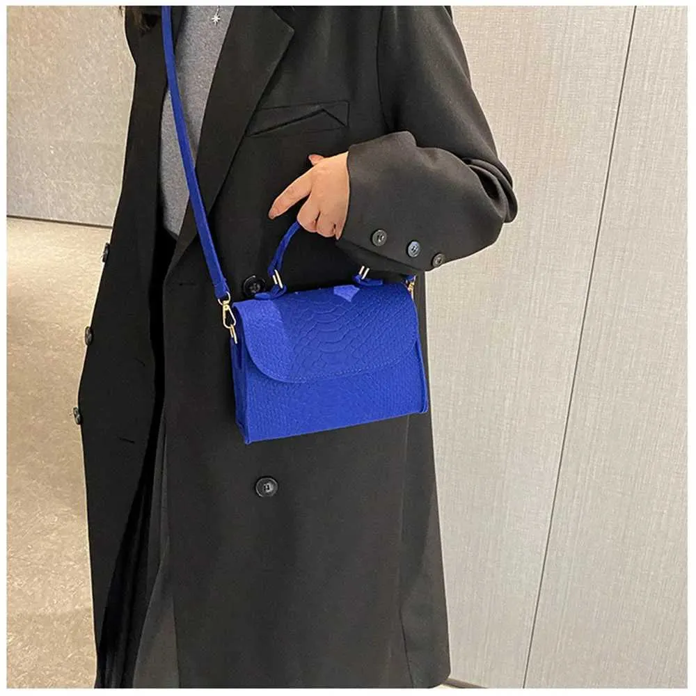 Designer Crossbody Bag With Alligator Pattern For Women_voghion.com
