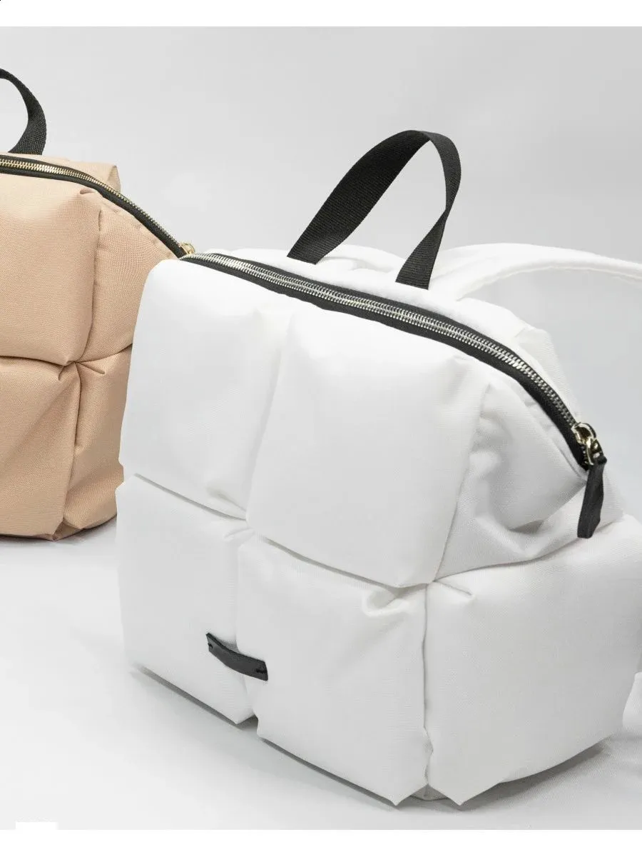 Moud Dammerucksak Wanter gesteppte Schëllertaschen fir Fraen Space Daunen gepolstert Handtaschen Grouss Reestasch Unisex Chic_voghion.com