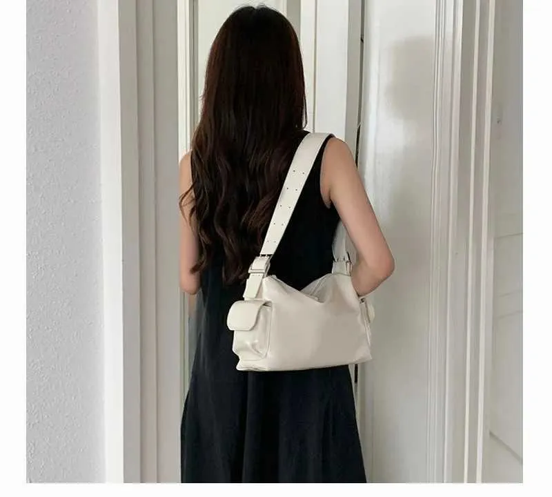 Women's Large Capacity Leather Shoulder Bag For Daily Commute_voghion.com