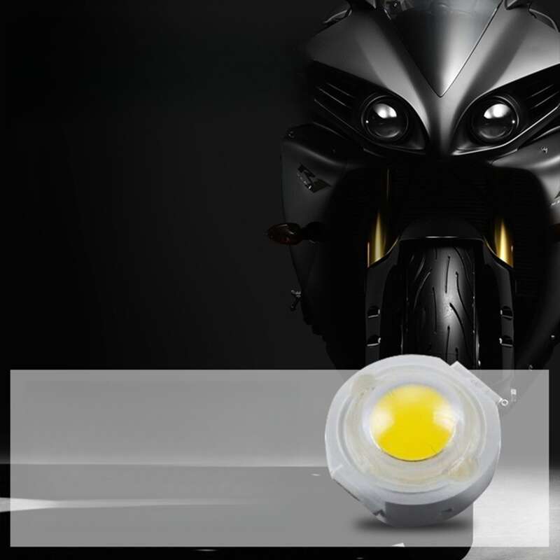 Akutoitel töötavad välised LED-esituled, tugevate ülieredate mootorratta prožektoritega, esituled_voghion.com