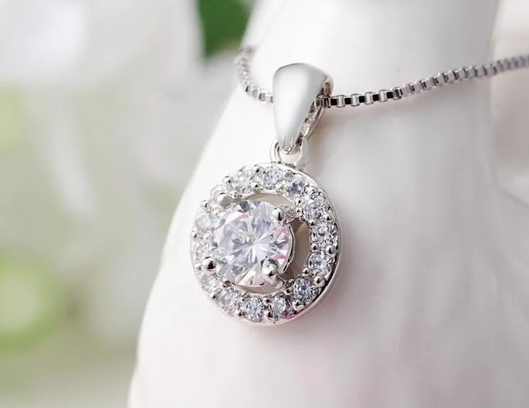 Designer Ohrstecker Anhänger Halsketten Große CZ Zirkon Diamant Ohrringe Ohrring Ohrringe Schmuck für Hochzeitsfeier_voghion.com