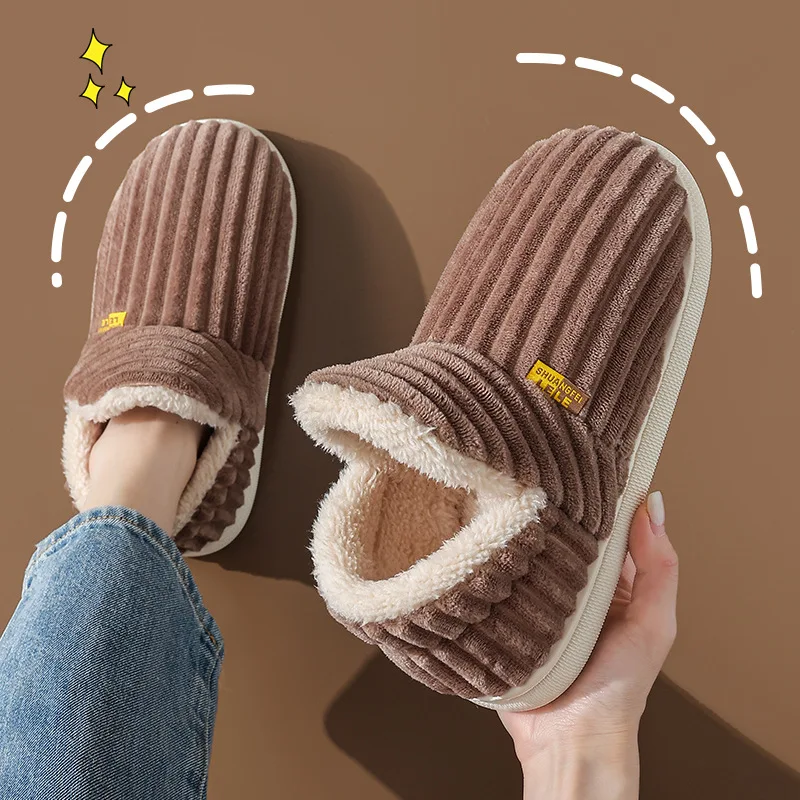 Nouvelles pantoufles en fourrure pour femmes et hommes, chaussures d'hiver en fourrure, chaudes, confortables, en peluche, pour la maison, en coton, à semelle souple