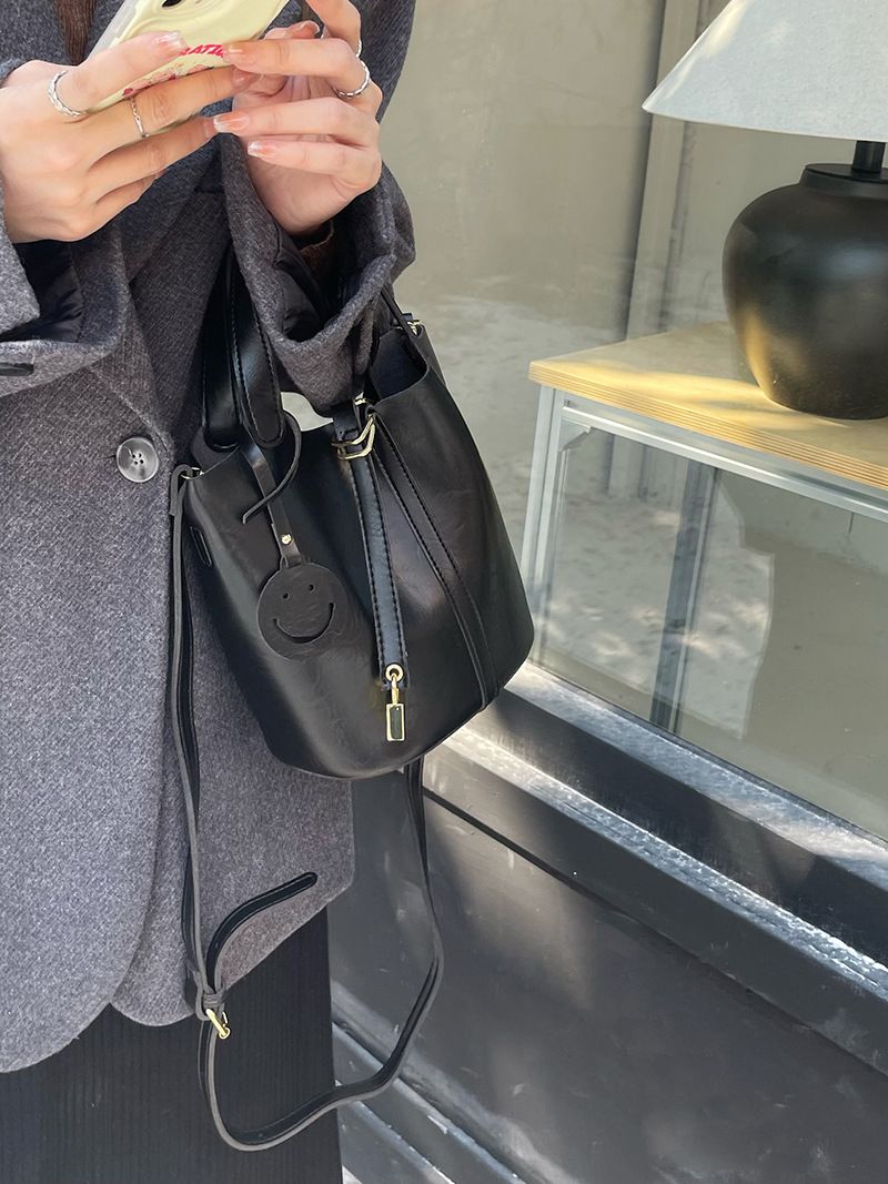 Maillard Retro-Handtasche aus Gemüsekorb für Damen im Herbst und Winter 2024, neue trendige Mode-Beuteltasche,_voghion.com