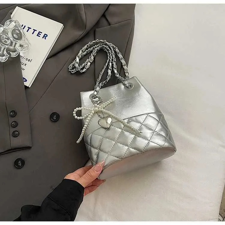 Damen Ledertasche Bucket Bag Schultertasche Mit Kettengliedern_voghion.com