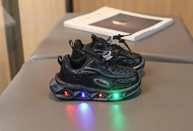 New LED Baby Boys Luminous Running Childrens Breathable Mesh Sports Shoes Size 21-30 240627_voghion.com