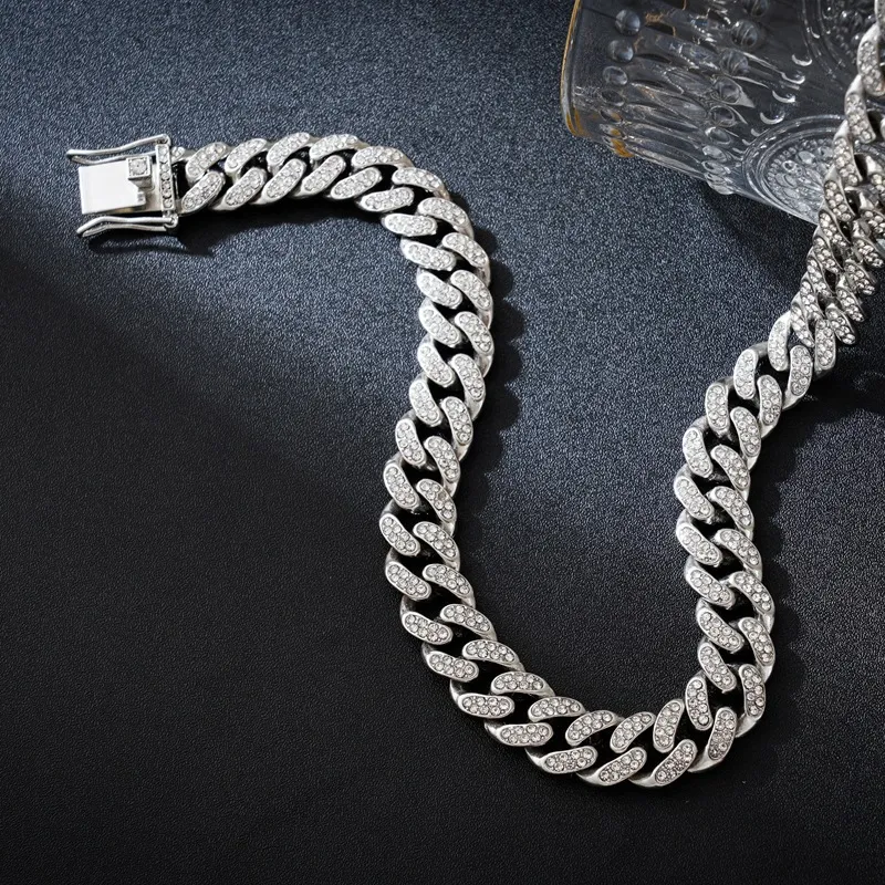 Collier chaîne cubaine avec pierres zircon pour homme_voghion.com
