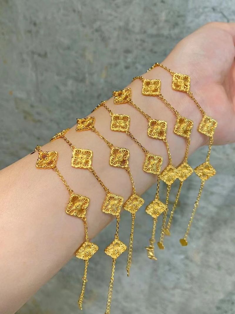 Gold Shop With Clover Bracelet Women's Gold-plated Fashion Light Silk Four-leaf Wer Jewelry_voghion.com