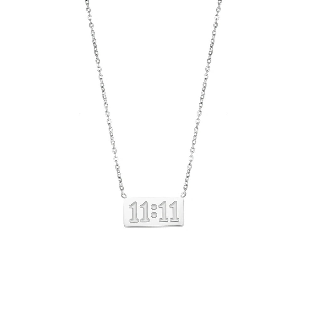 E. b. belle Collana con ciondolo rettangolare antico in acciaio inossidabile finemente lucidato Collana placcata in oro 18 carati con numero di gioielli_voghion.com