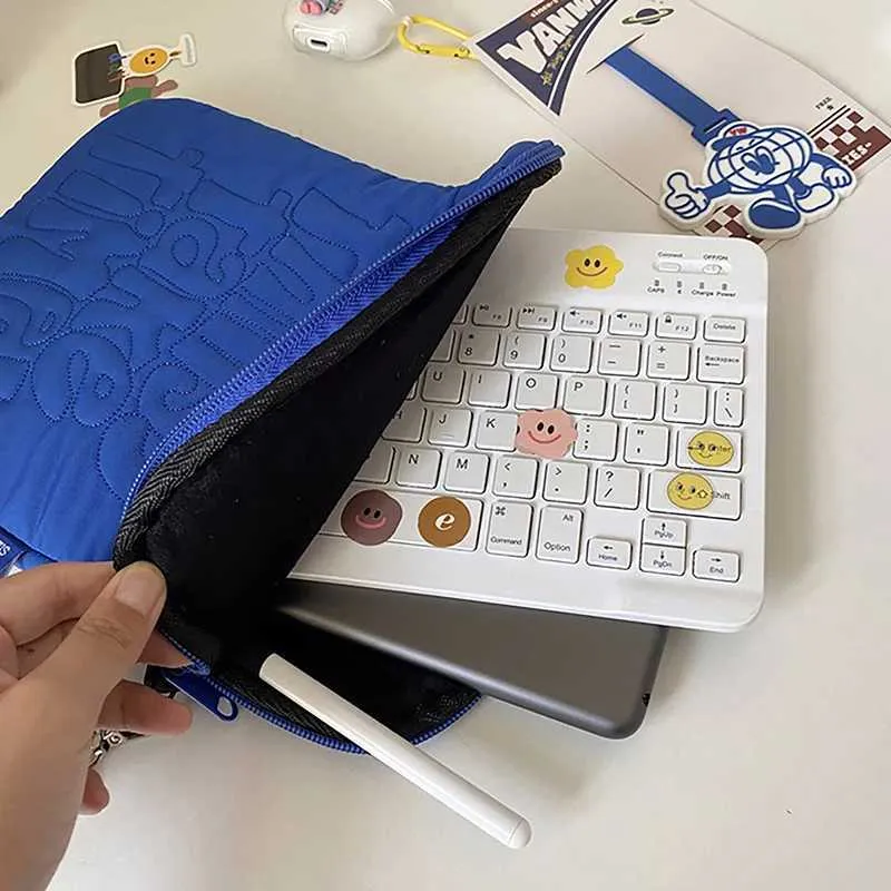 Stickmuster Niedliche stoßfeste Hülle Tasche 11 13 14 Zoll Buch iPad für Laptop und Tablet TascheC241101_voghion.com