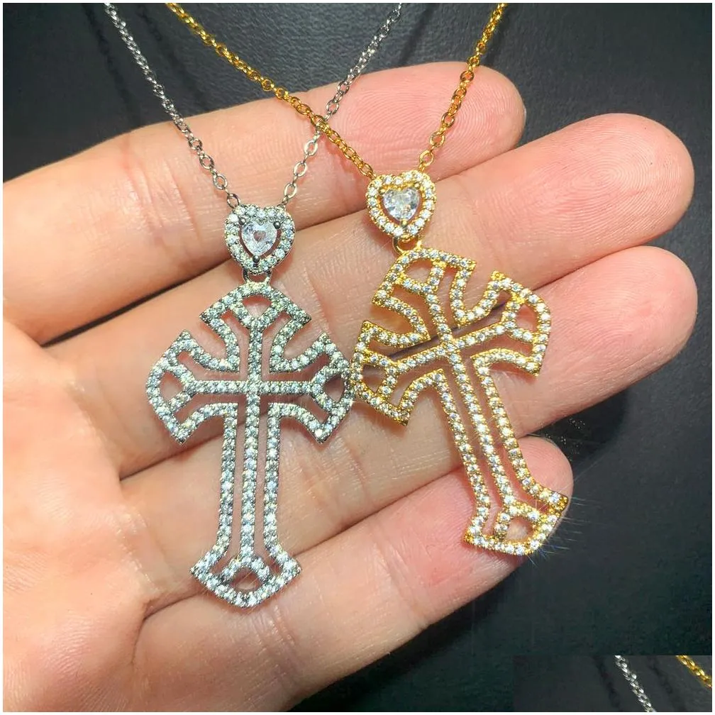 Pendant Necklaces 2024 New Styles Fashion Cross Necklace Paved Heart Cz Love For Women Mom Ice Out Jewelry Drop Delivery_voghion.com