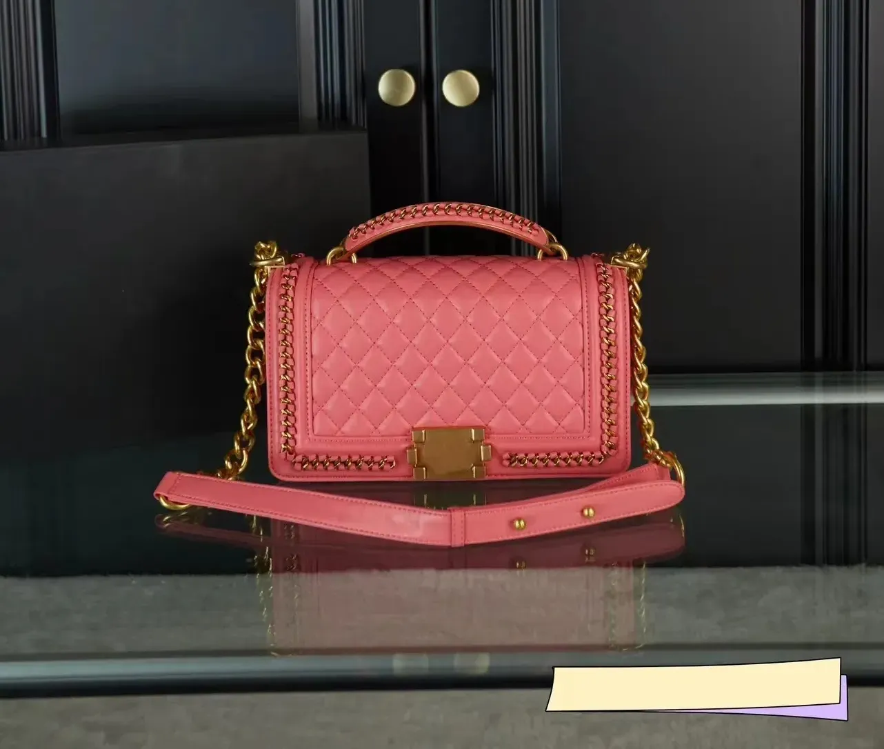 Top Fashion Design Women's Handbag Classic Spicy Mom Made Of Sheepskin Metal Chain Totes Dia Pattern Flip Bag Retro_voghion.com